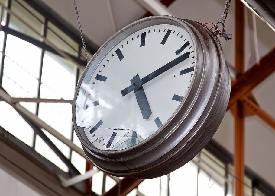 tiempo, reloj, defecto, mostrando, industria, sala de fábrica, indicación de tiempo, relojes, esfera del reloj, hora de