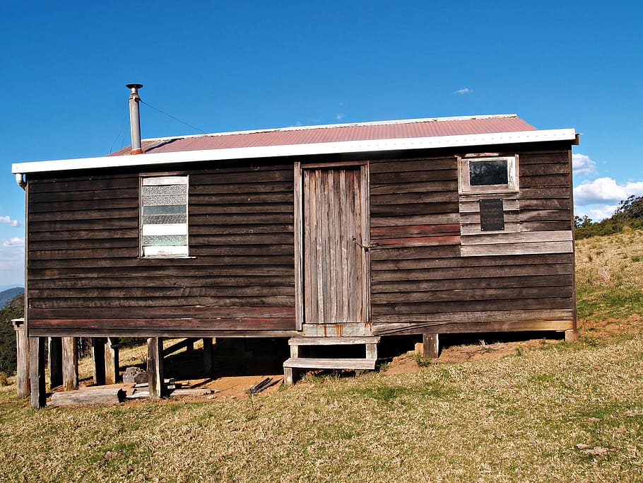house, shack, hut, homestead, original, pioneer, rustic, rusty, abandoned, old