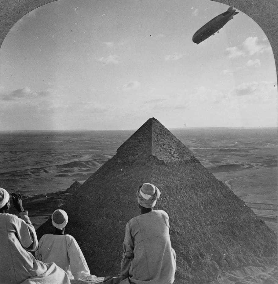 great, pyramid, giza, egypt, pyramids, gizeh, graf zeppelin, 1931, zeppelin, black And White