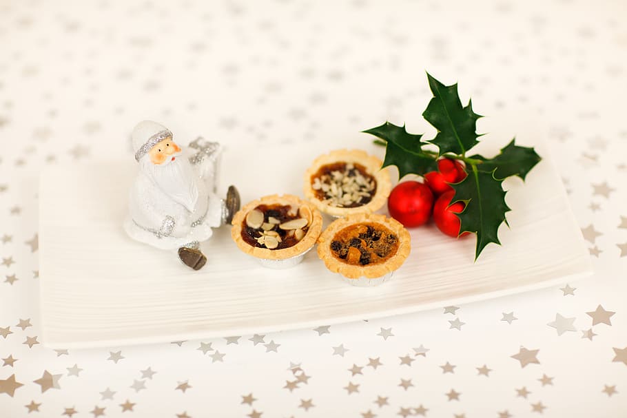 cooked, food, white, tray, Christmas, Decorated, star, claus, decoration, dessert