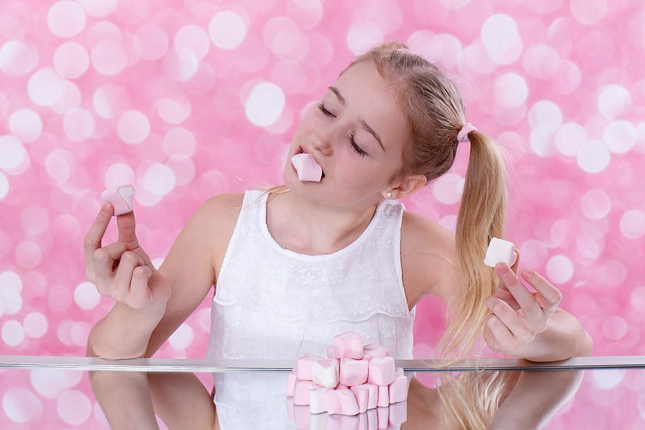 sweets, candy, sugar, girl, beautiful, young, cute, hungry, eat, pink