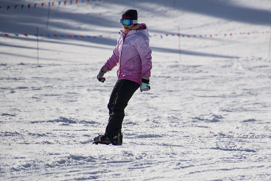 hombre, vistiendo, rosa, chaqueta snowboard, Snowboarder, esquiador, invierno, deportes de invierno, esquí, pista de esquí
