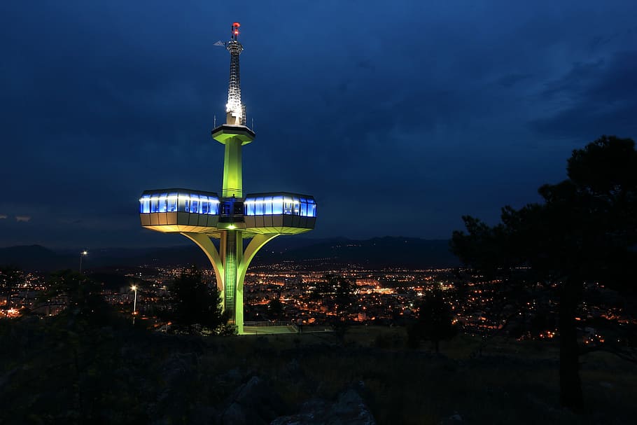 Montenegro, Podgorica, Telecom, Torre, telecomunicaciones, comunicaciones, transmisión, tarde, iluminación, noche