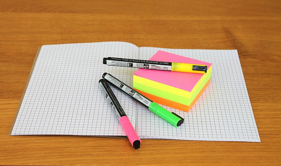 surtidos de colores variados, material de oficina, escuela, nota, bolígrafo, útiles de oficina, oficina, bloque, escritura, implementos de escritura