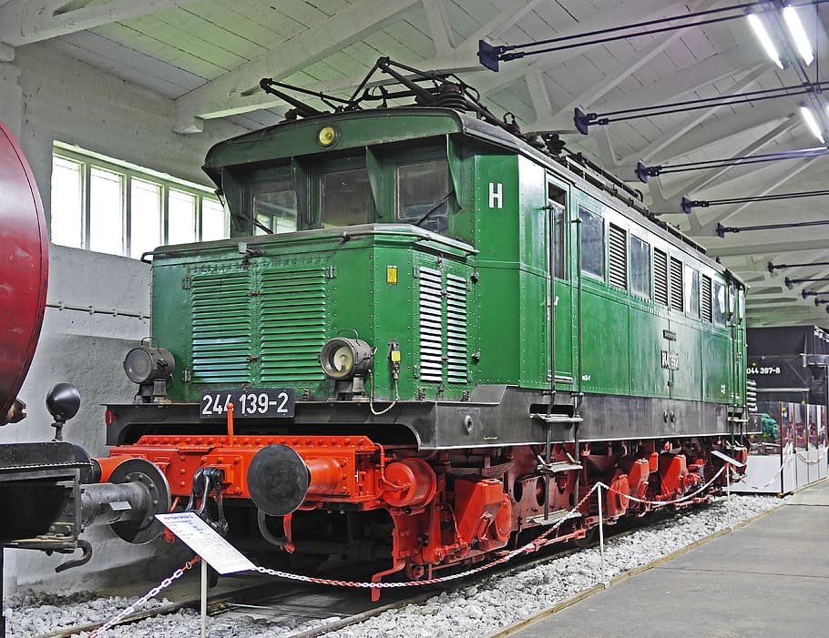 green, red, steam engine, electric locomotive, milestone, german reichsbahn, universal locomotive, e44, e 44, train