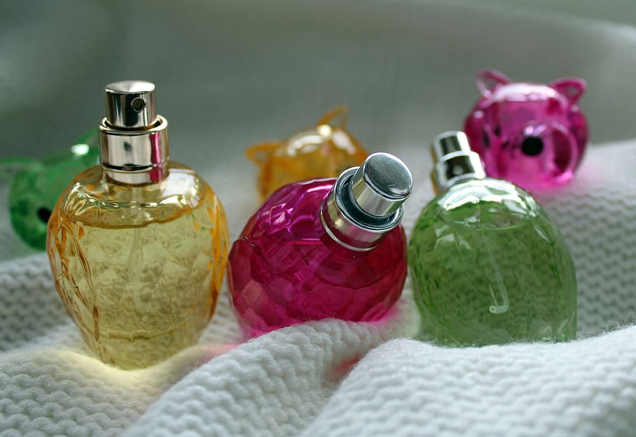 cosmetics, perfume, beauty, the smell of, the bottle, flakon, container, bottle, close-up, indoors