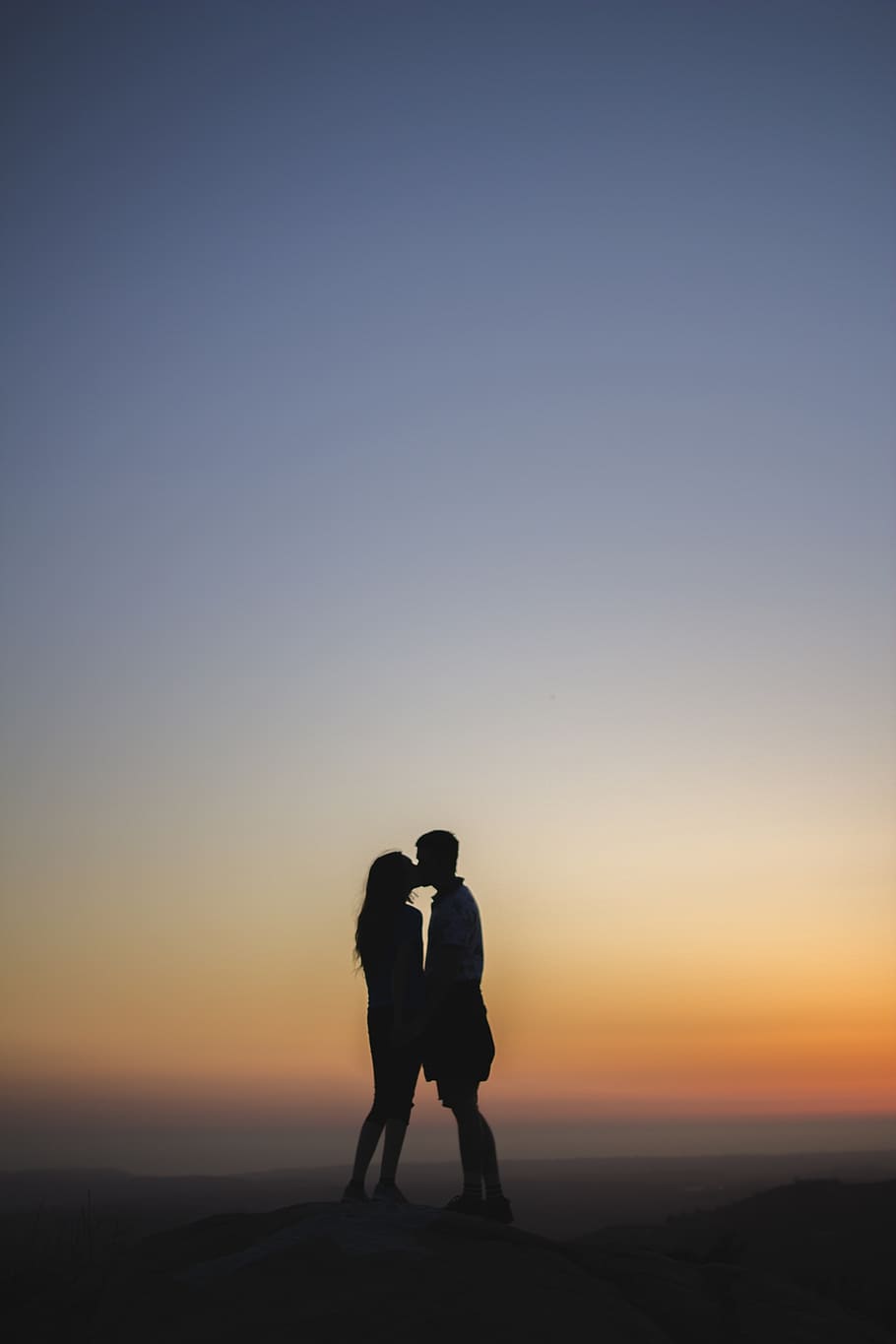 silhouette, man, woman, kissing, couple, love, romance, holding hands, sunset, dusk