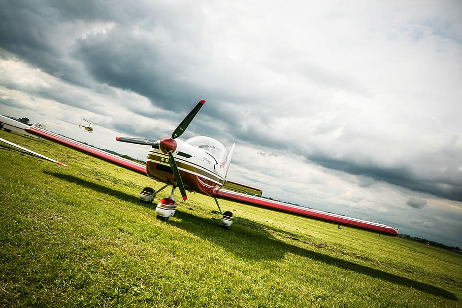 red airplane, Red, Airplane, plane, air Vehicle, flying, sky, propeller, aircraft Wing, cloud - Sky