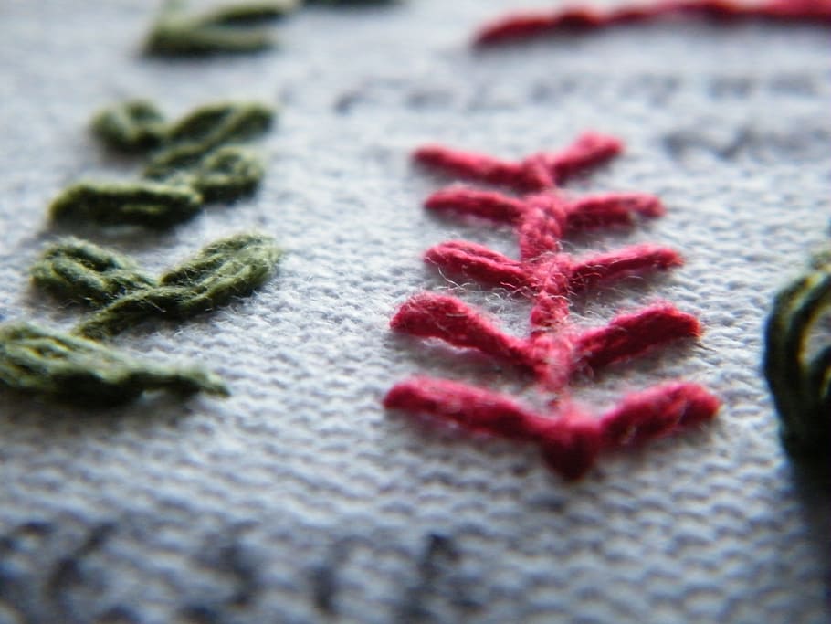 red, green, white, background, blurred, embroidered, flowers, needle, line, embroidery