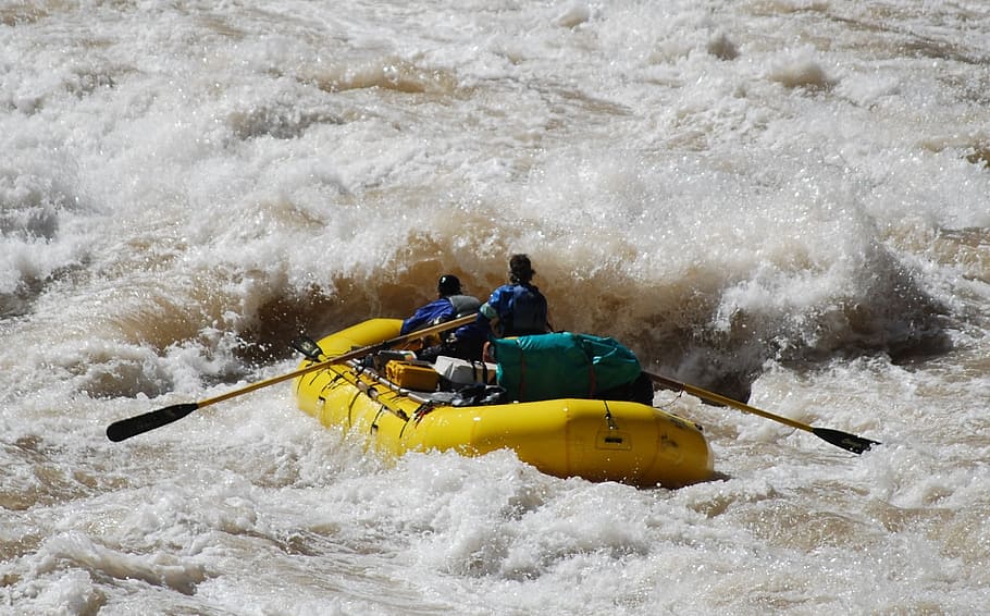 dois, pessoa, montando, tubo rebocável, Grand Canyon, Arizona, rio Colorado, águas bravas, rafting, aventura