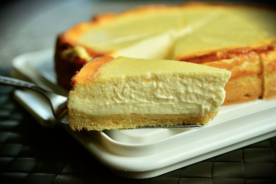 slice, cake, white, plastic plate, cheesecake, quark, cream, rahmkuchen, quark mass, pastries