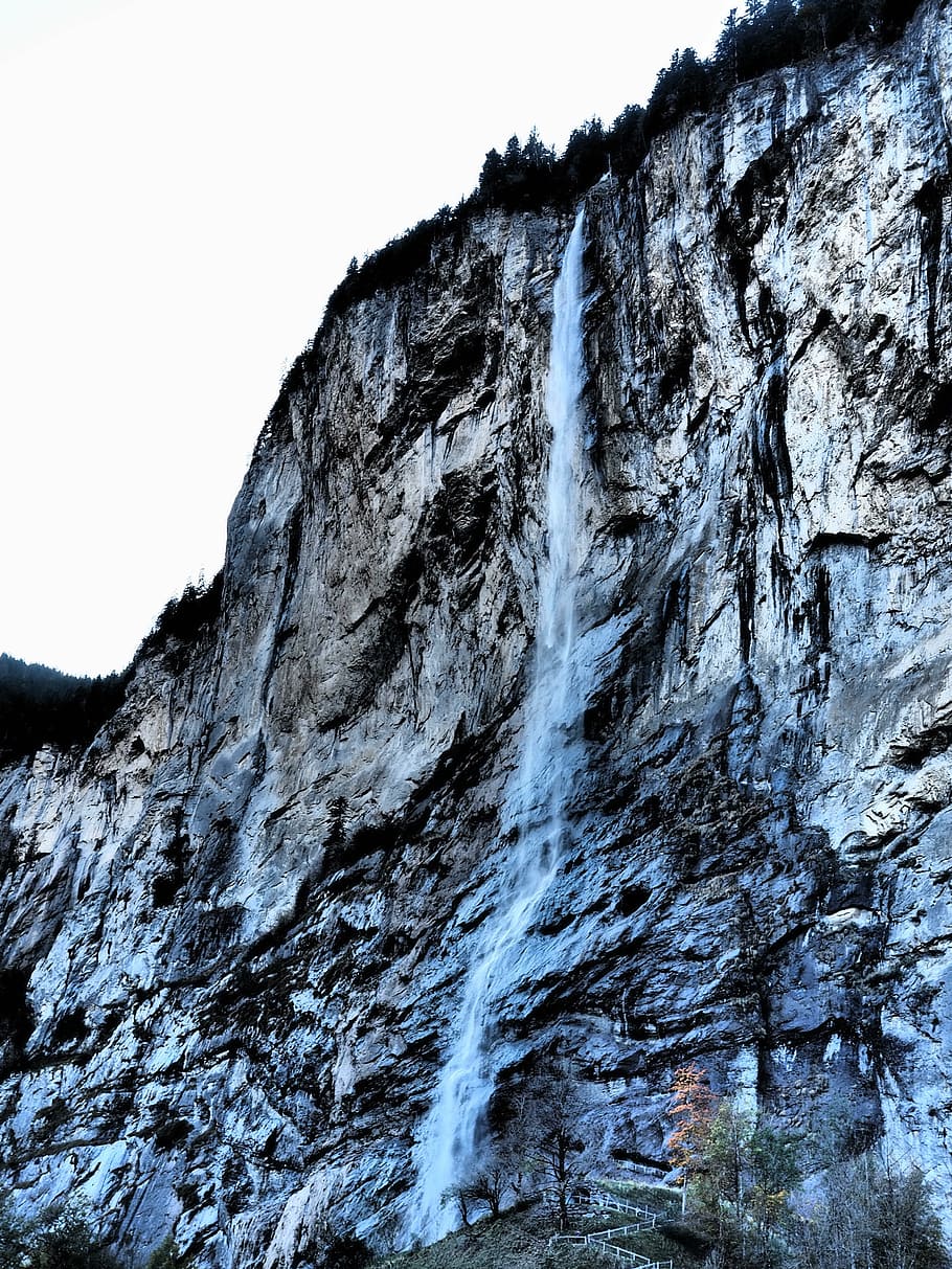 staubbachfall, cascada, -fall, lauterbrunnen, empinada, empinada pared, pared de roca, dramática, roca, cielo