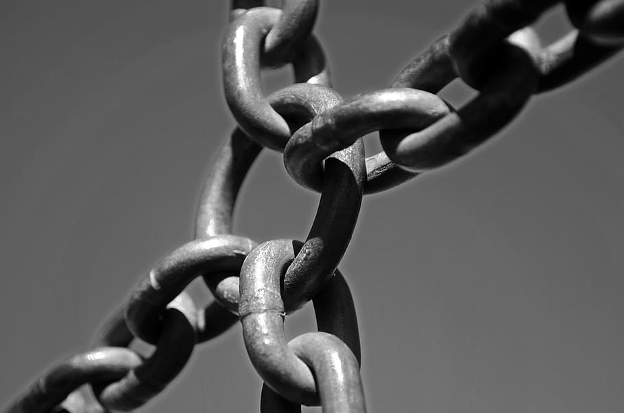 grayscale photo, chain, iron, background, metal, steel, solid, design, metallurgy, strength