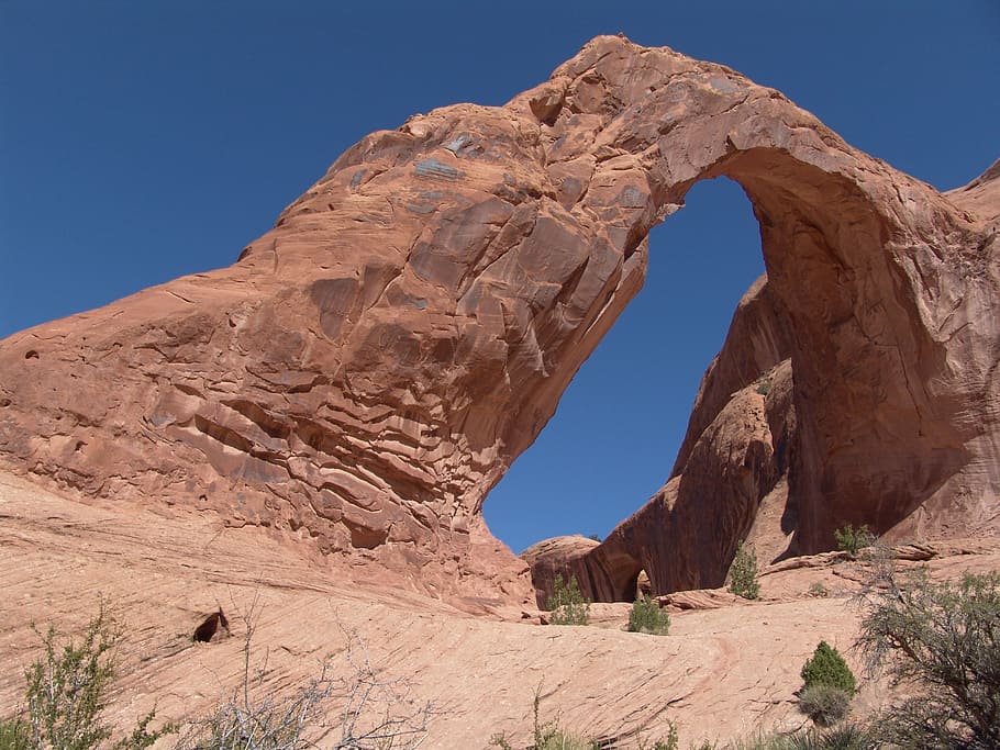 delicate arch, utah, corona arch, moab, utah, stone arch, erosion, sandstone, eroded, geology, geological