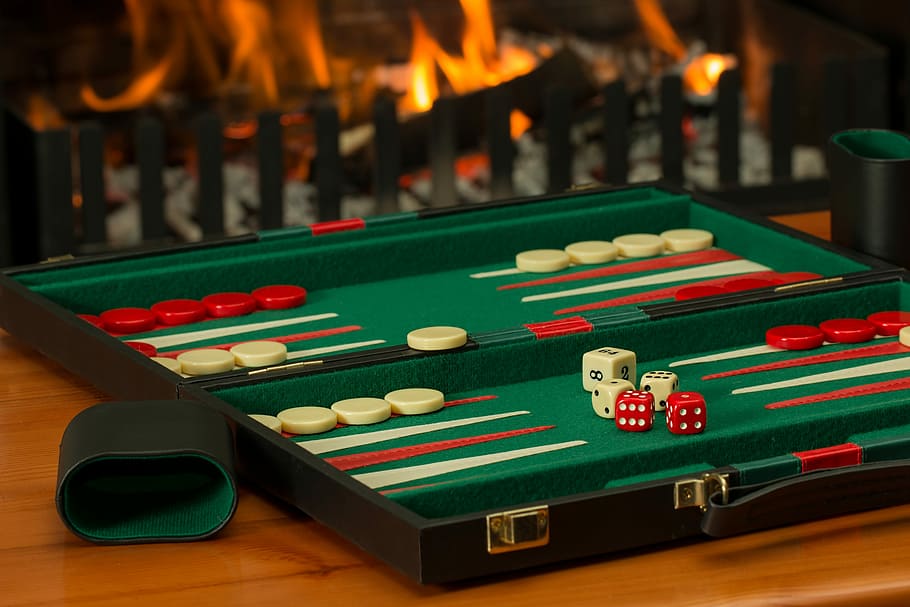 Verde, rojo, blanco, tablero de backgammon, marrón, de madera, de mesa, Backgammon, juego de mesa, Fireside