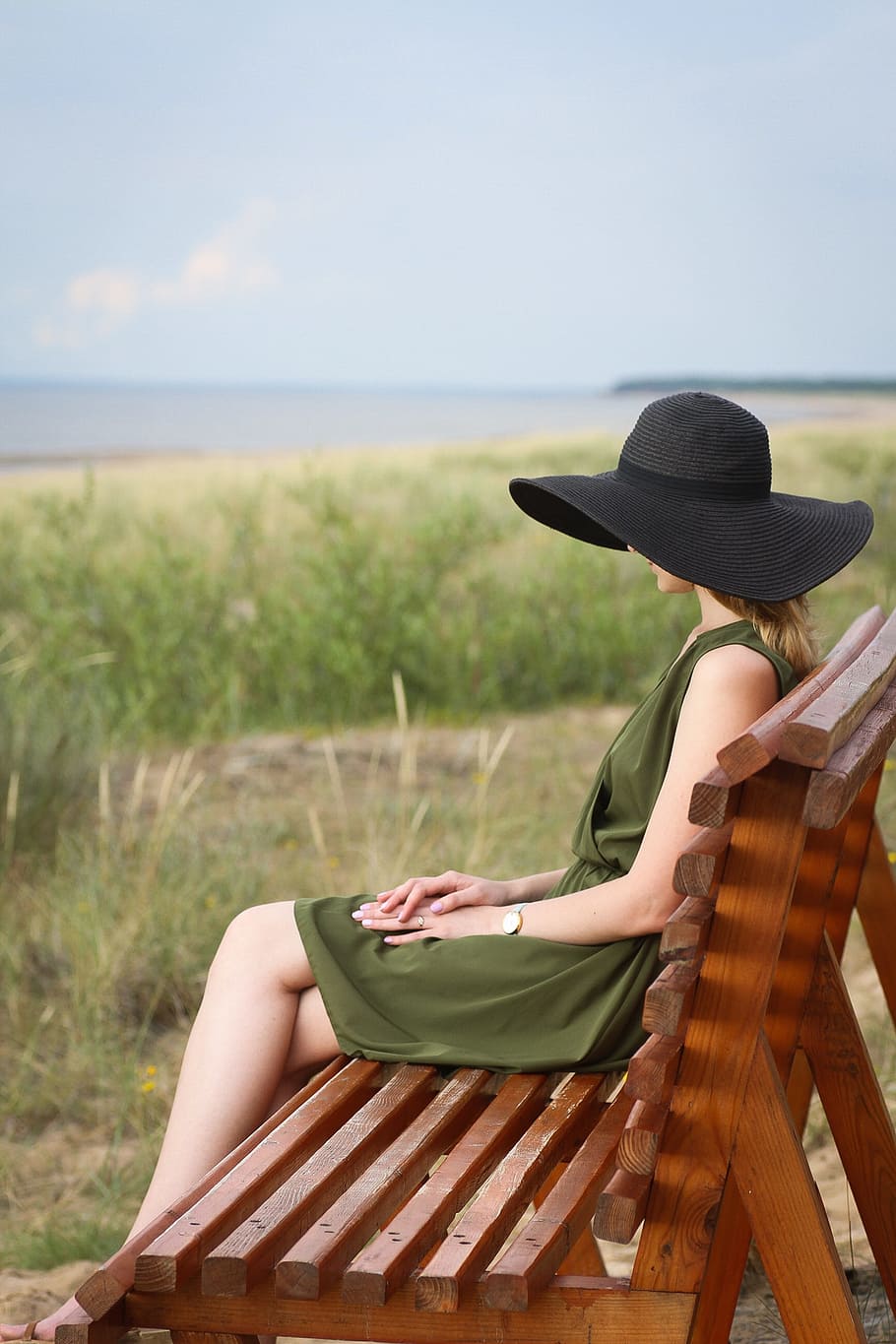 woman, sitting, brown, wooden, bench, summer, hat, fashion, vacation, lifestyle