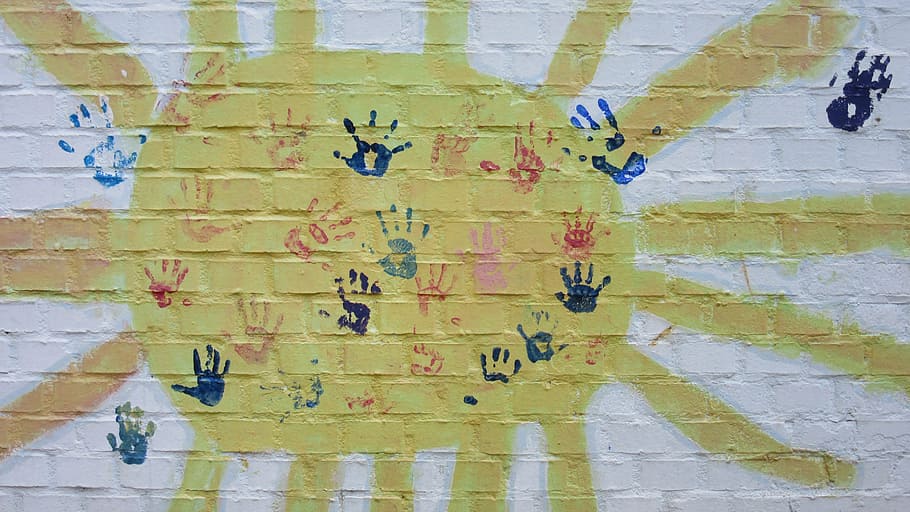 colores variados, estampados a mano, impresos, pared, sol, manos, manos de niños, huellas de manos, rayo de sol, estampados