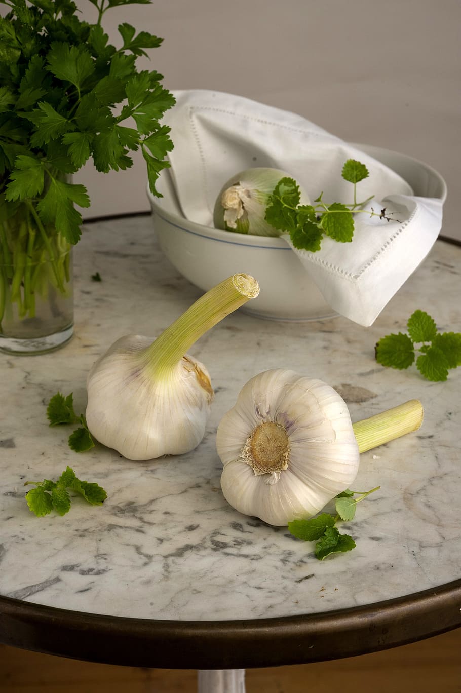 garlic, food, vegetables, smell, market, tubers, healthy, eat, healthy eating, wellbeing