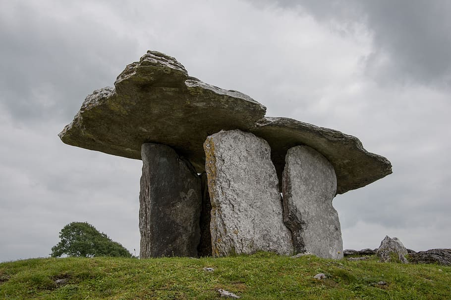 серая скальная порода, Могила, Портал, Poulnabrone, древний, портал могила poulnabrone, яма скорб, Ирландия, камни, огромные