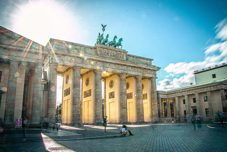 berlin, brandenburger tor, gerbang brandenburger, matahari, bangunan, kota, langit, perjalanan, landmark, Arsitektur