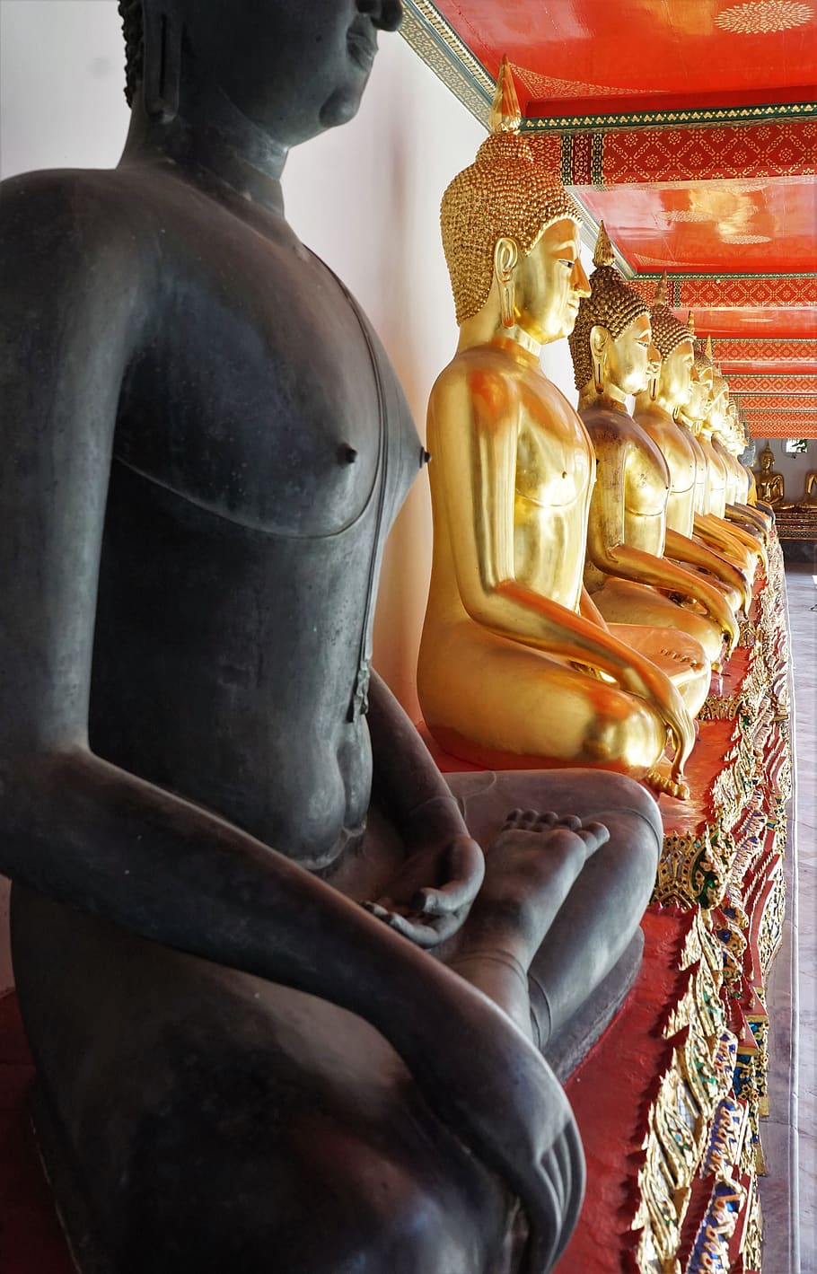 buddha, sculpture, statue, religion, temple, art, golden, spirituality, travel, ornament