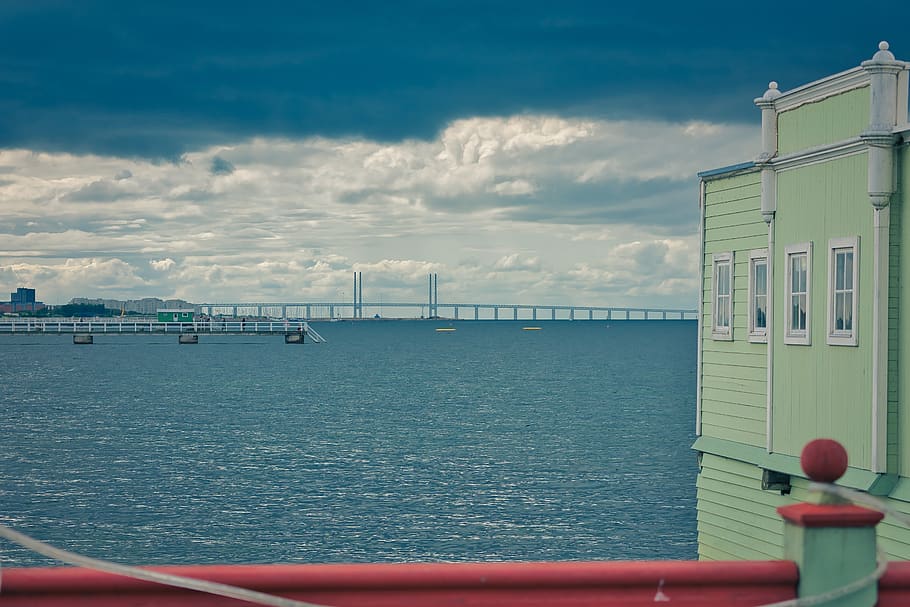 Puente, puente de öresund, Malmo, Suecia, estructura, madera, nubes, pasamanos, material natural, al aire libre