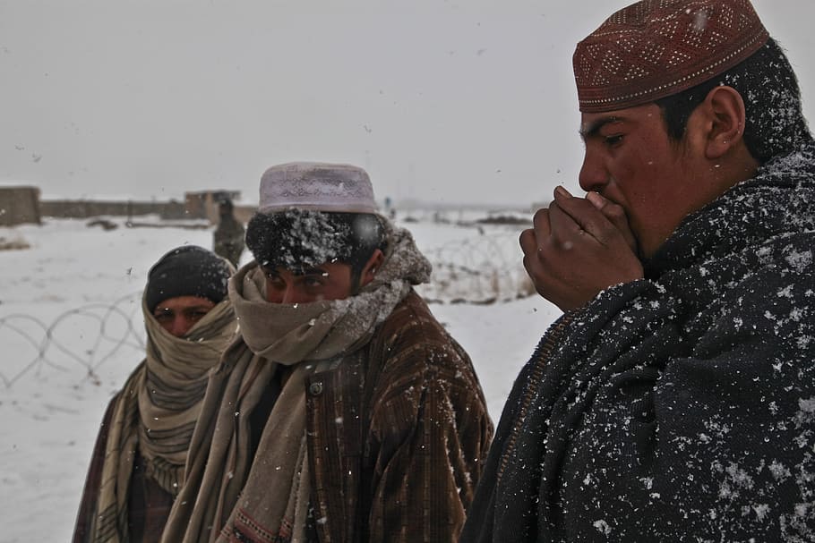 https://p1.pxfuel.com/preview/794/646/475/afghani-people-cold-persons.jpg