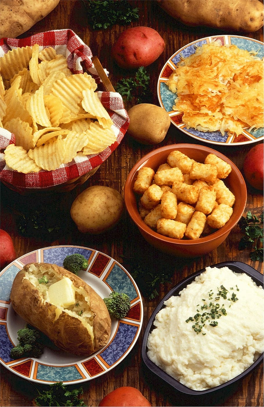 cooked potato foods, Potatoes, Dishes, Baked, Mashed, Chips, tater tots, fried, pancakes, carbohydrates