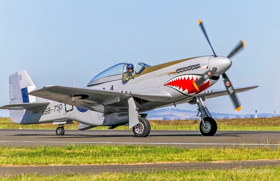 north american, p-51 mustang, plane, airplane, wwii, aviation, air vehicle, transportation, mode of transportation, airport