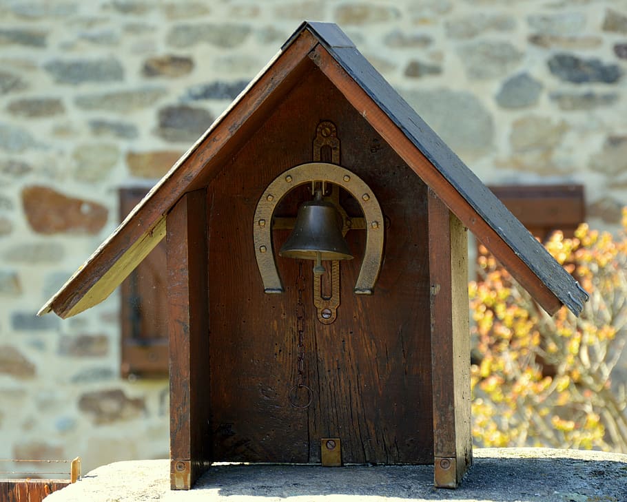 bell, small house, horseshoe, doorbell, architecture, built structure, focus on foreground, day, wood - material, nature