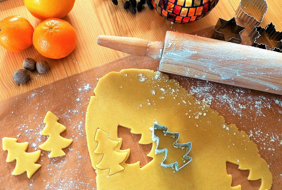 dough, cut, christmas tree form, rolling, pin, bake, advent, christmas, cookie, cookies