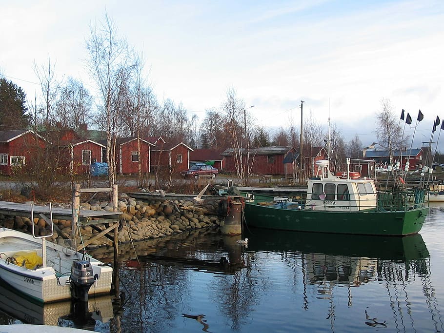 pueblo pesquero de kiviniemi, Kiviniemi, Haukipudas, Finlandia, muelles, pueblo pesquero, fotos, dominio público, embarcación náutica, puerto