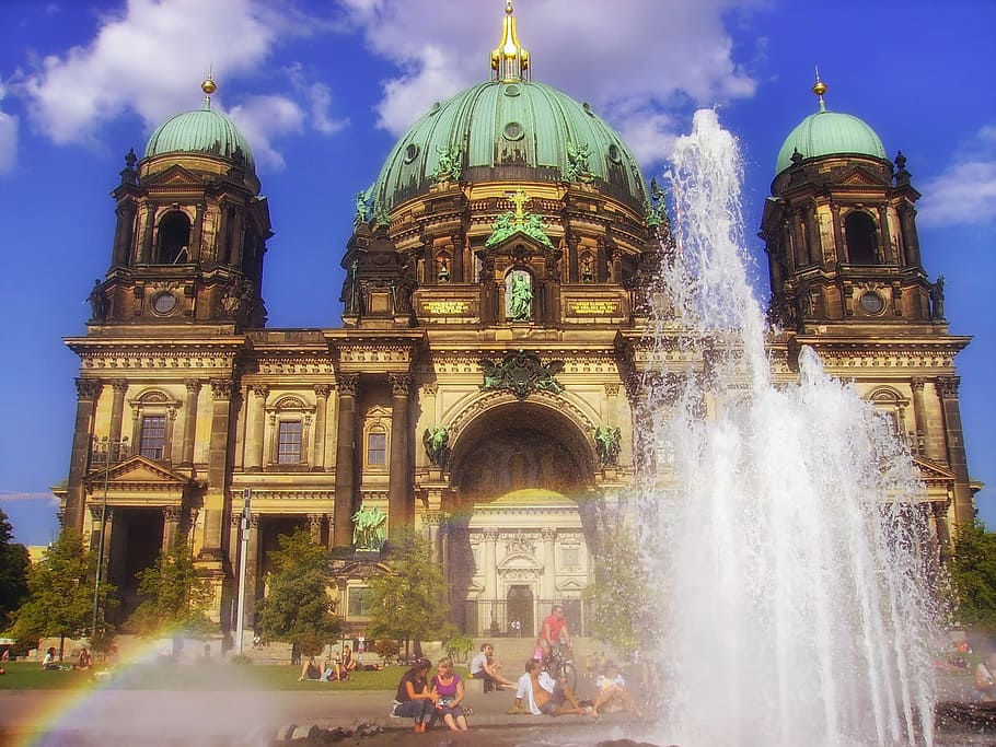 Catedral de Berlín, Alemania, Berlín, Catedral, arquitectura, fuente, arco iris, spray, agua, cielo