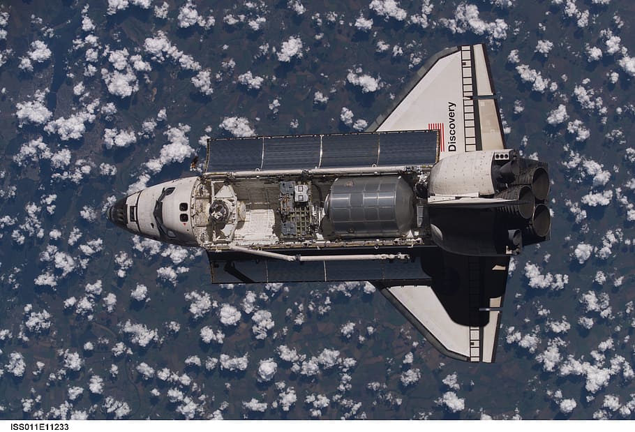 space shuttle, discovery, iss, international space station, space, spaceship, astronaut, vehicle, spacecraft, clouds
