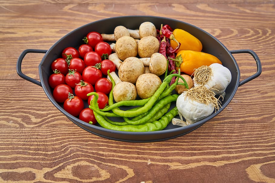 sayuran, hitam, panci masak, tomat, jamur, lada, merah, hijau, putih, sayur