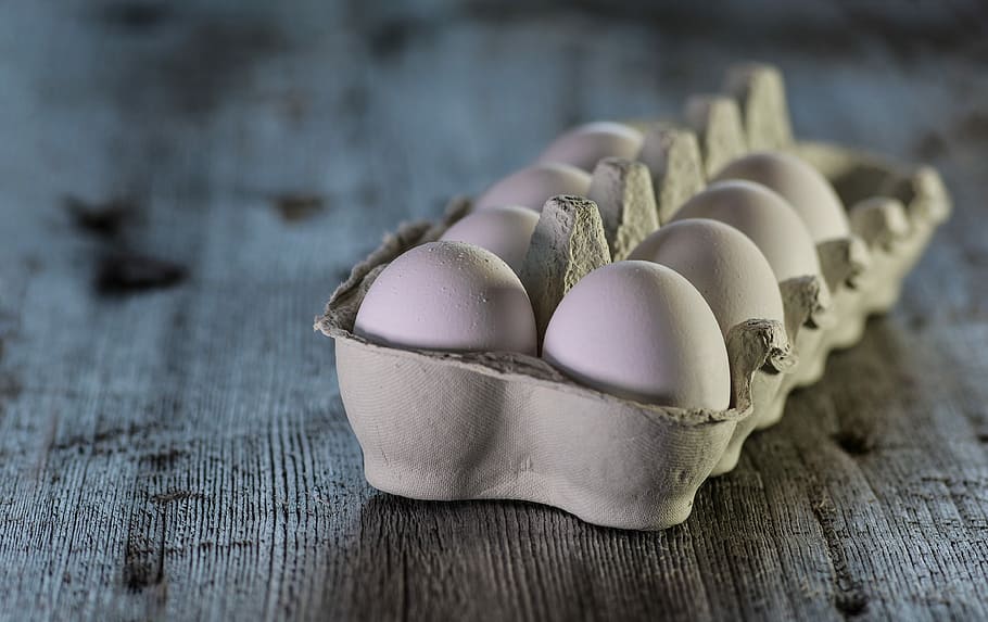 closeup, tray, white, eggs, raw, dairy, wooden, wood, desktop, table