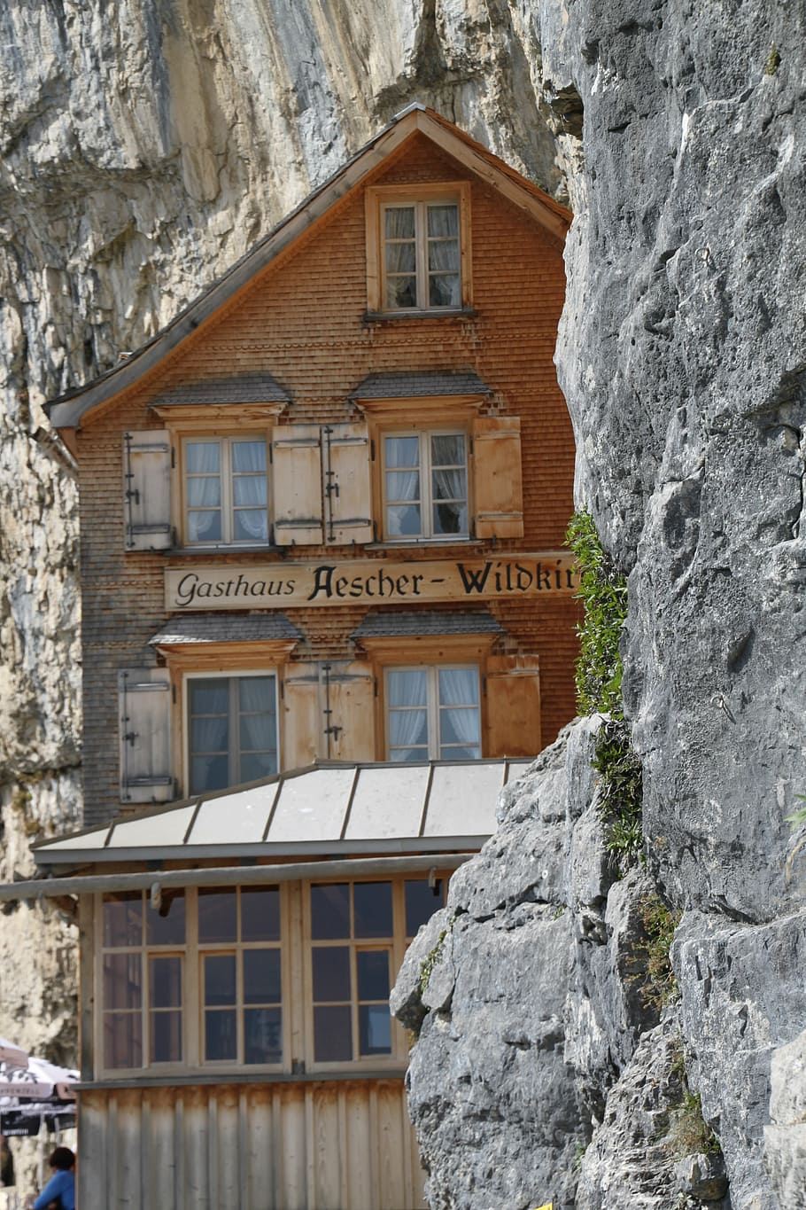 äscher cliff restaurant, restaurante, ebenalp, appenzell, suiza, montañas, cabaña de montaña, romántico, estación de montaña, alpstein