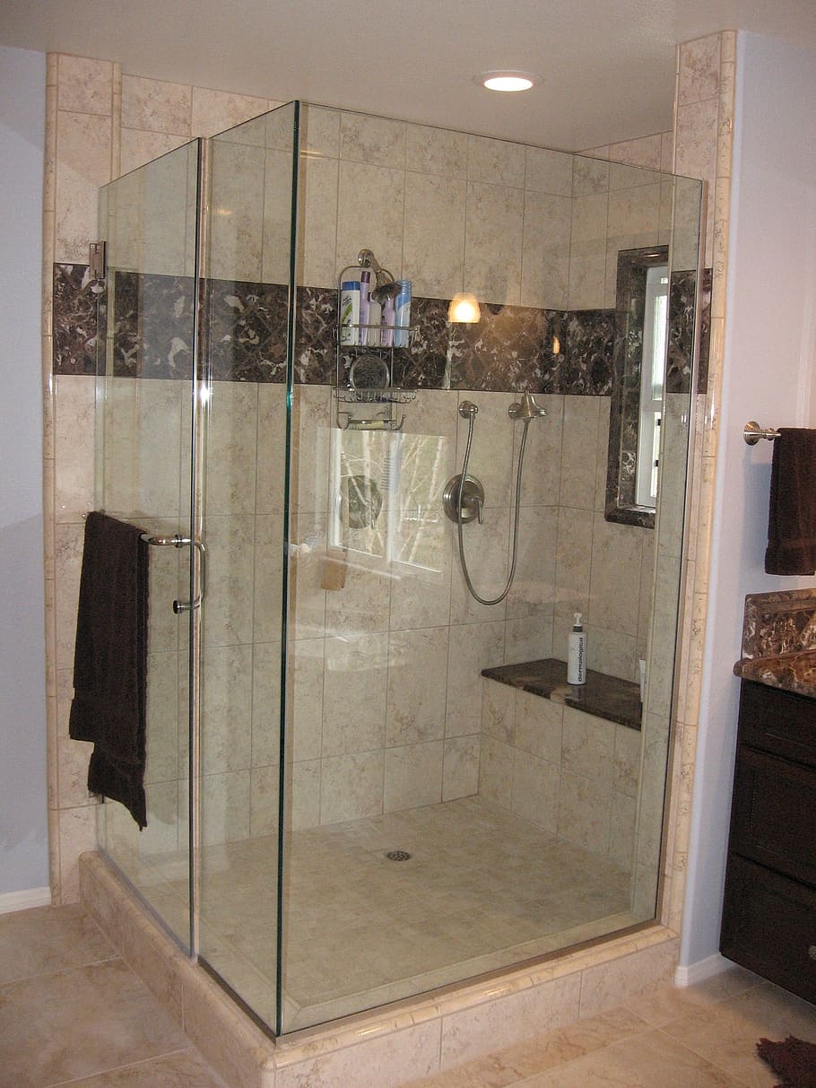 ducha, baño, grande, spa, mármol, azulejos, adentro, equipo de iluminación, espejo, iluminado