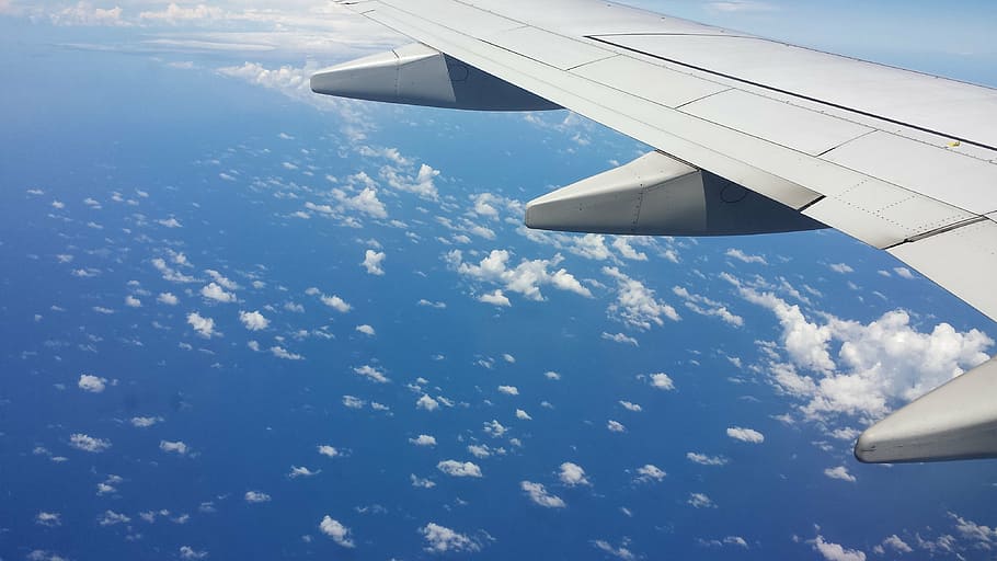 avión, vuelo, cielo, imagen del cielo, imagen del cielo desde el avión, nubes, ala del avión, en las nubes, vehículo aéreo, ala de avión