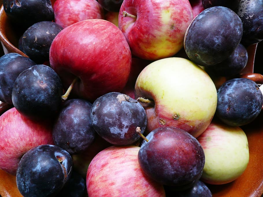 リンゴ, プラム, フルーツ, 健康的な食事, 食べ物, 果物, 食べ物と飲み物, 健康, 新鮮さ, フルフレーム