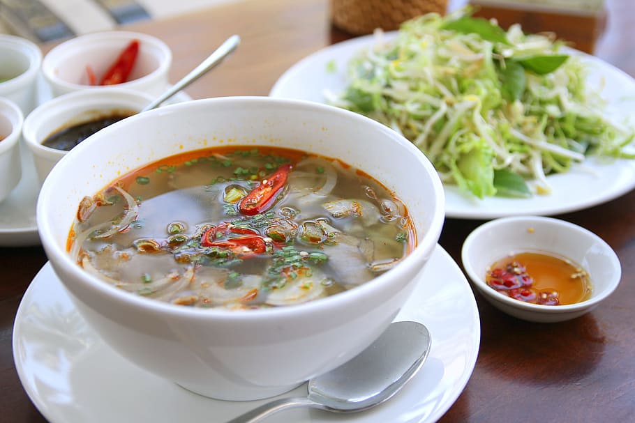bowl, soups, saucer, rice, vermicelli, noodle, beef, food, vietnam, hue