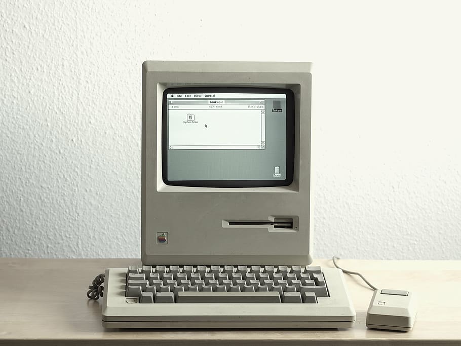 turned-on white computer, turned, computer, monitor, macintosh, technology, oldschool, vintage, retro, mouse