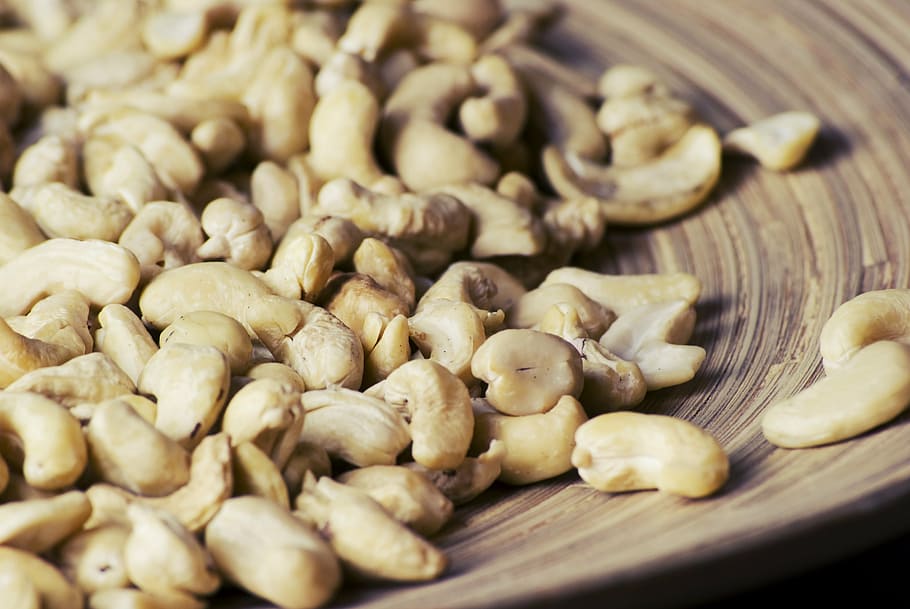 bunch, cashew nuts, brown, plate, cashew, nuts, food, healthy, snack, raw