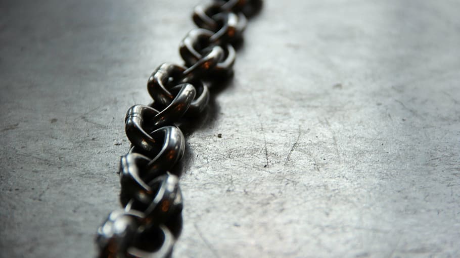 close-up photography, black, chain, link, metal, strong, connect, connected, protection, power
