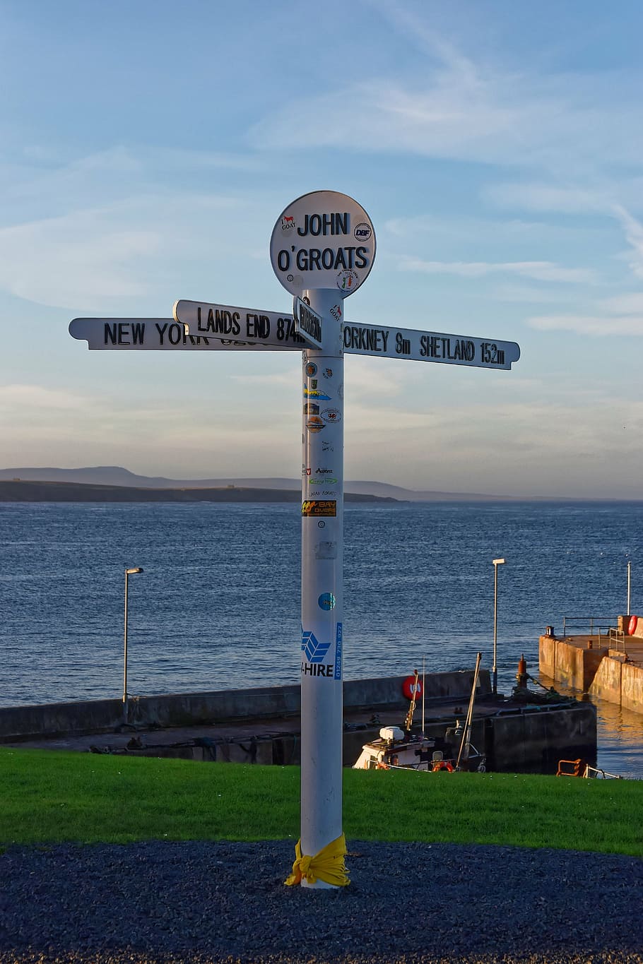 john o'groats, john o'groats signpost, attraction, britain, headland, signpost, tourism, uk, scotland, highlands