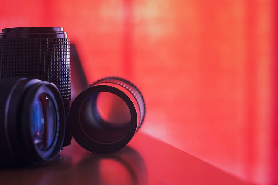 dslr camera, table, two, lens, shallow, focus, photography, black, camera, reflection