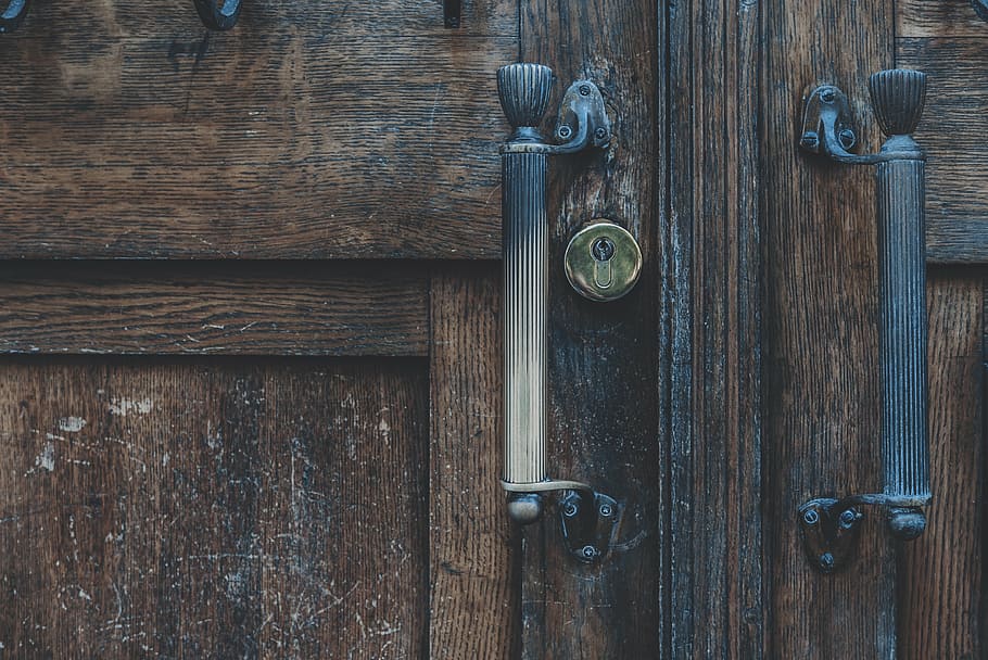 puerta de madera marrón, madera, puerta, manija, pestillo, madera - Material, entrada, cerradura, viejo, arquitectura