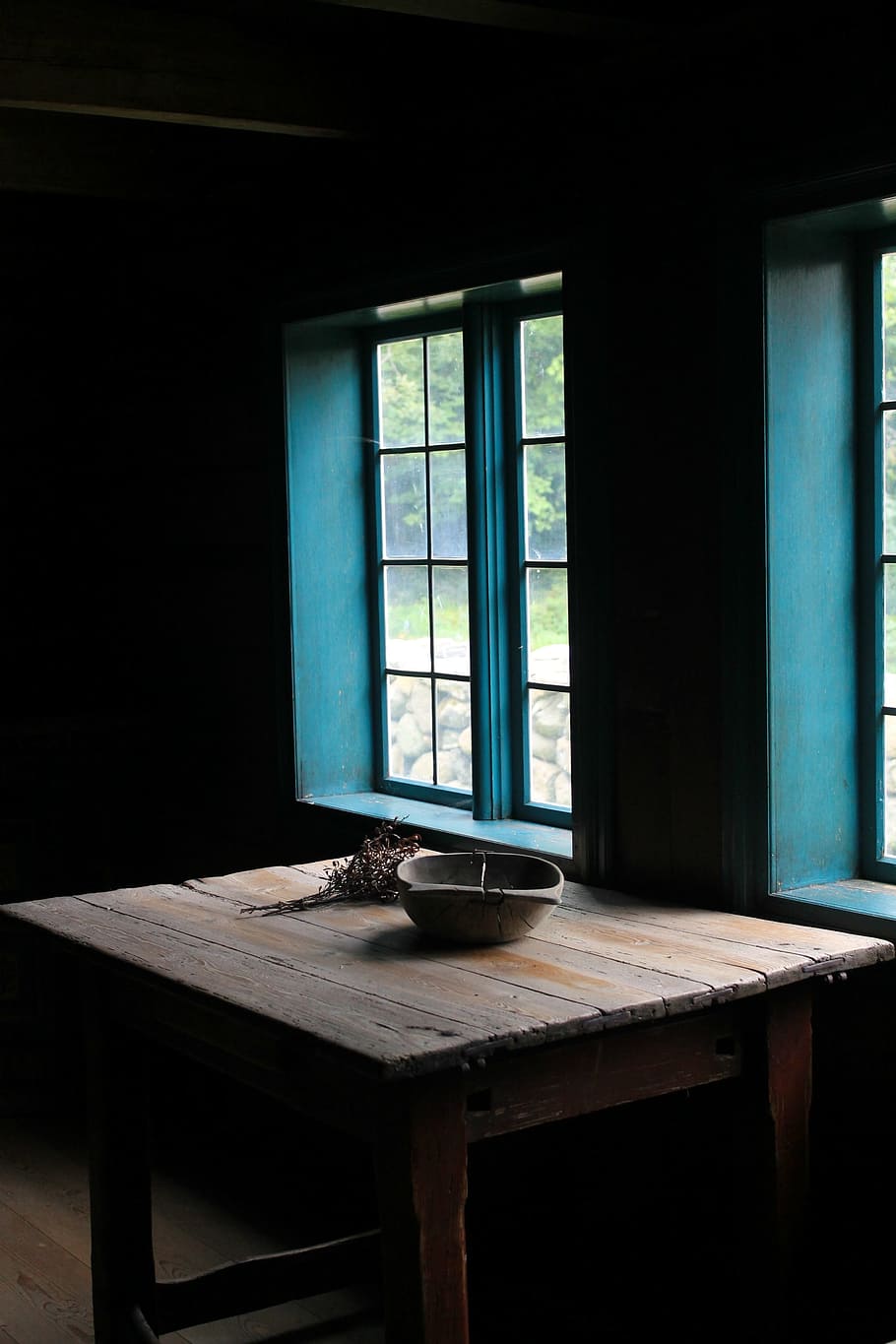 gelap, jendela, dinding, bingkai, meja, kayu, di dalam ruangan, tidak ada orang, bahan kayu, ruang domestik