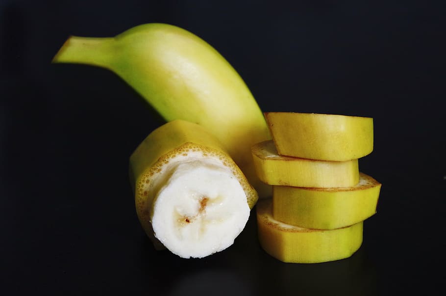 banana, sliced, pieces, fruit, food and drink, food, yellow, close-up, healthy eating, black background