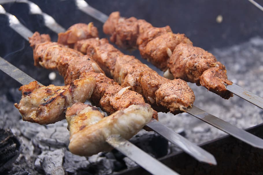 kebab shish, makanan, piknik, panggangan, bbq, mangal, tusuk sate, di alam, daging, musim panas